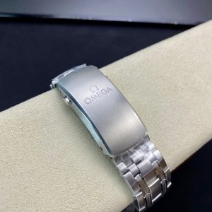 OMEGA Seamaster Diver 300M 42mm Silver Dial & Blue Bezel - Image 9