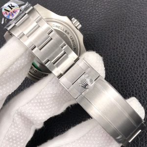 Rolex Sea Dweller 116660(black sea dweller) - Image 8