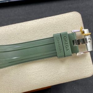 1:1 Superclone-OMEGA Seamaster Diver 300M 42mm (Green Dial Seamaster) - Image 8