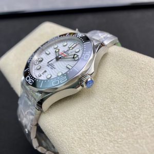 1:1 Superclone-Omega Seamaster Diver 300M Co-Axial Master Chronometer 42mm (White Dial Seamaster) - Image 7
