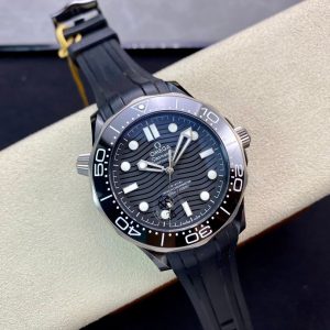 OMEGA Seamaster Diver 300M 42mm - Image 4