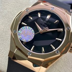 Hublot Classic Fusion ORLINSKI (Rose Gold black Fushion) - Image 3