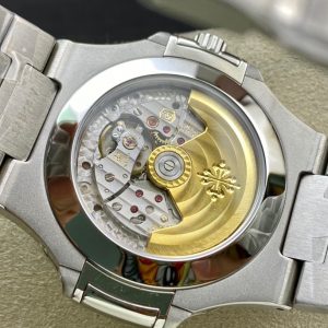Patek Philippe Nautilus Annual Calendar 5726 - Image 8