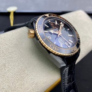 Omega Chieftain Series Black Ceramic Ocean Universe 600 meters (Deep Sea Black) - Image 5