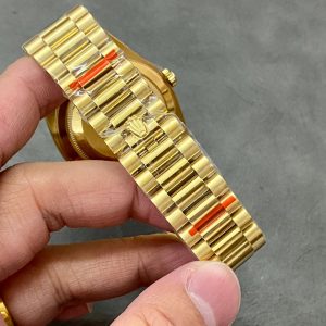 Day Date Rolex Weekly Journal 18K Yellow Gold Plated counter weight(Green dial gold daydate) - Image 8
