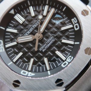 1:1 Super Clone Audemars Piguet Royal Oak (Offshore Diver 15703) - Image 3