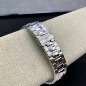 Patek Philippe 5811G Nautilus - Image 9