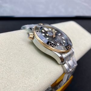 OMEGA Seamaster Diver 300M 42mm Black Dial - Image 6