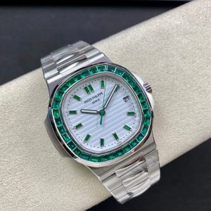 Patek Philippe Nautilus 5711 diamond-studded - Image 5