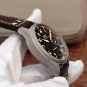 IWC Pilot Heritage IW501004- 1:1 Superclone - Image 5