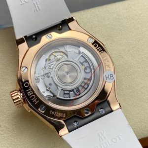 Hublot Classic Fusion ORLINSKI Rose Gold - Image 8