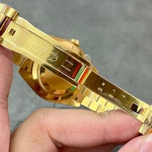 Day Date Rolex Weekly Journal 18K Yellow Gold Plated counter weight(Green dial gold daydate) - Image 9