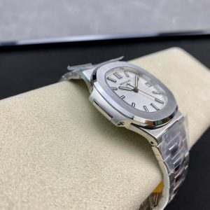 Patek Philippe 5811G Nautilus - Image 6