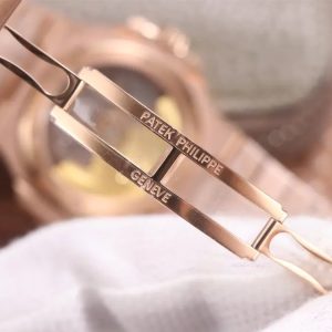 Patek Philippe Nautilus 18K Rose Gold 5711/1R -1:1 Superclone - Image 9