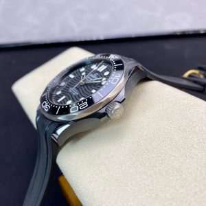 OMEGA Seamaster Diver 300M 42mm - Image 6