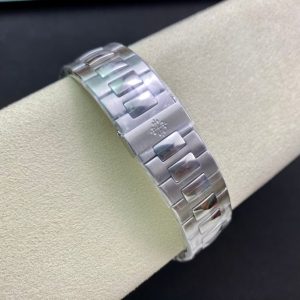 1:1 Super clone Patek Philippe 5711 Nautilus green(5711 green dial) - Image 9