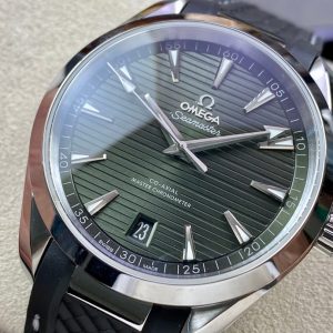 Omega Seamaster Aqua Terra 150M Co-Axial Master Chronometer - Image 3